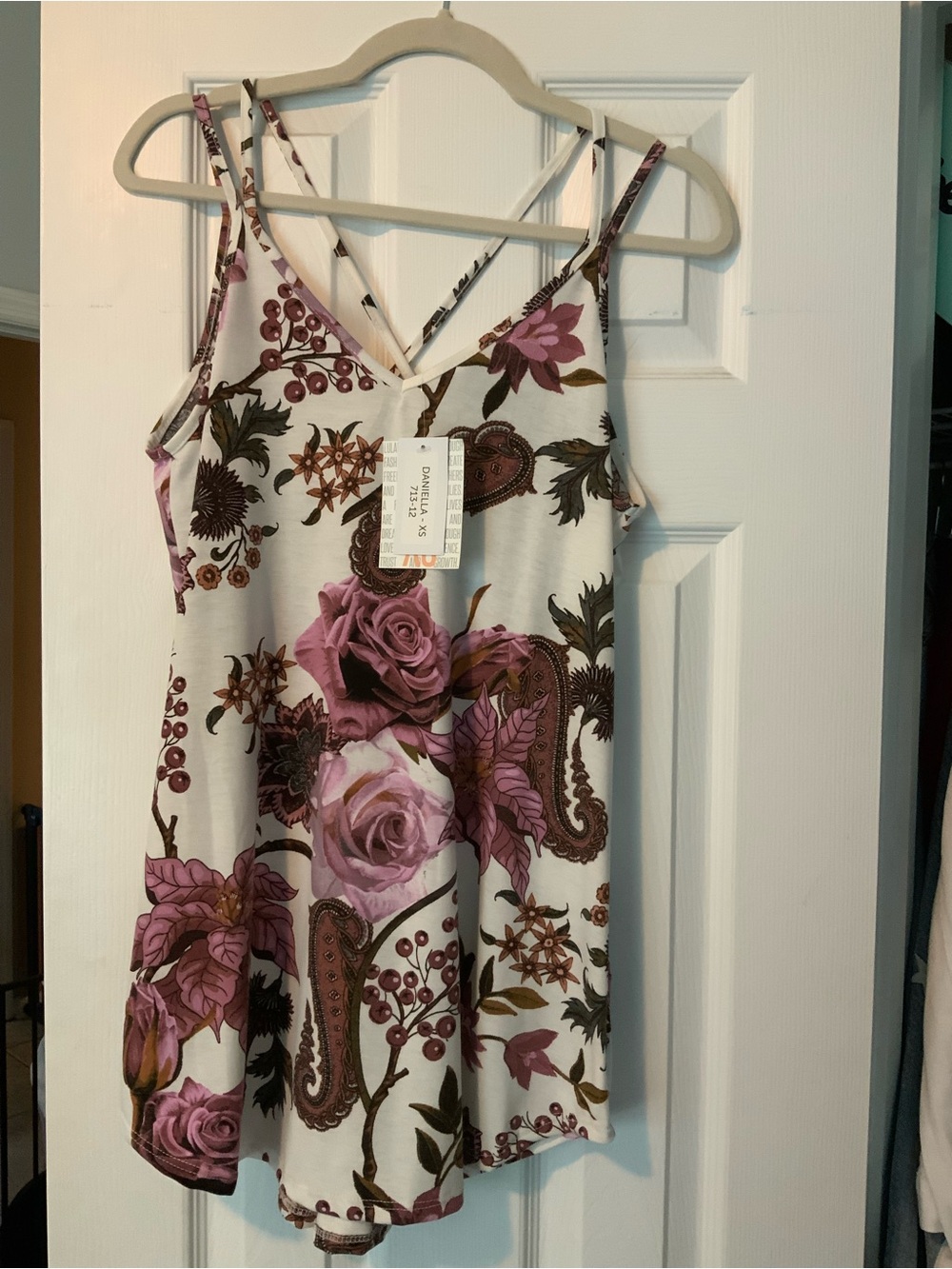 LuLaRoe Daniella Floral V-Neck Tank Top in Cream and Pink